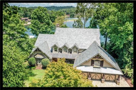 26 Beacon Ridge Circle