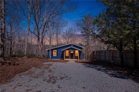 450 Crestwood Drive