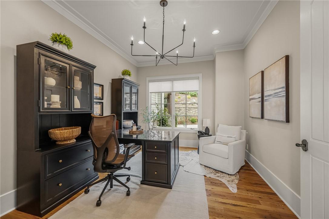Image 3: This bright, well-appointed office provides a perf