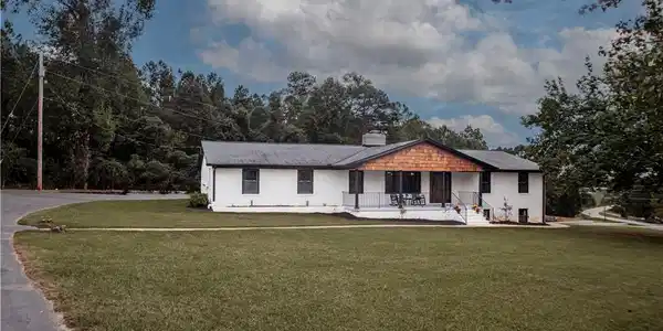 918 N Old Pendleton Road