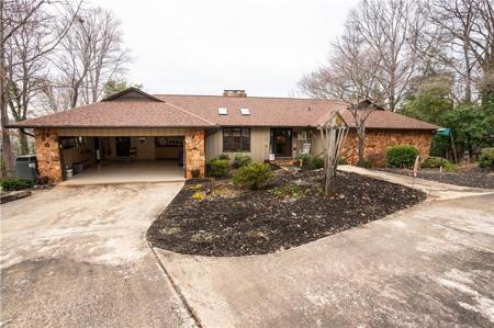 1214 Sunset Lane