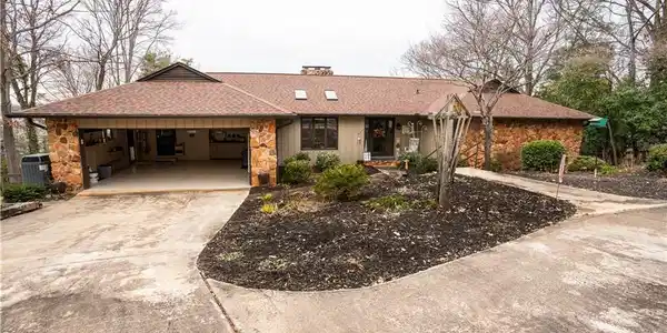 1214 Sunset Lane