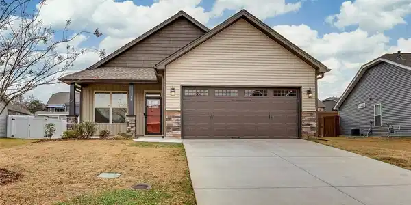 18 Forest Ridge Way