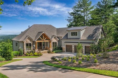 372 Cliffs South Parkway