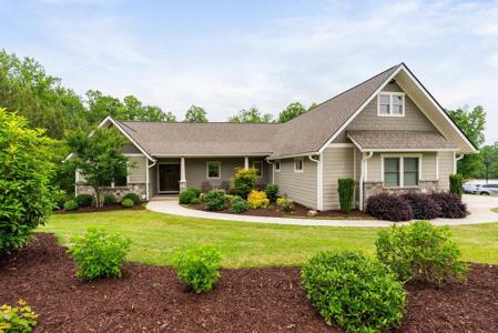 5 Maxfli Court