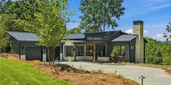 119 Button Bush Trail