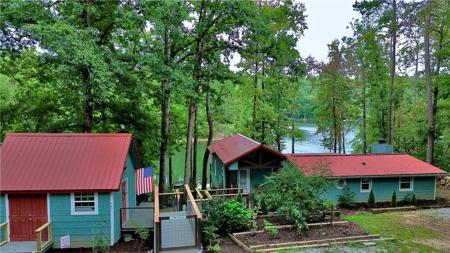 147 Lakeside Drive