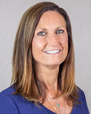 Lisa Steele